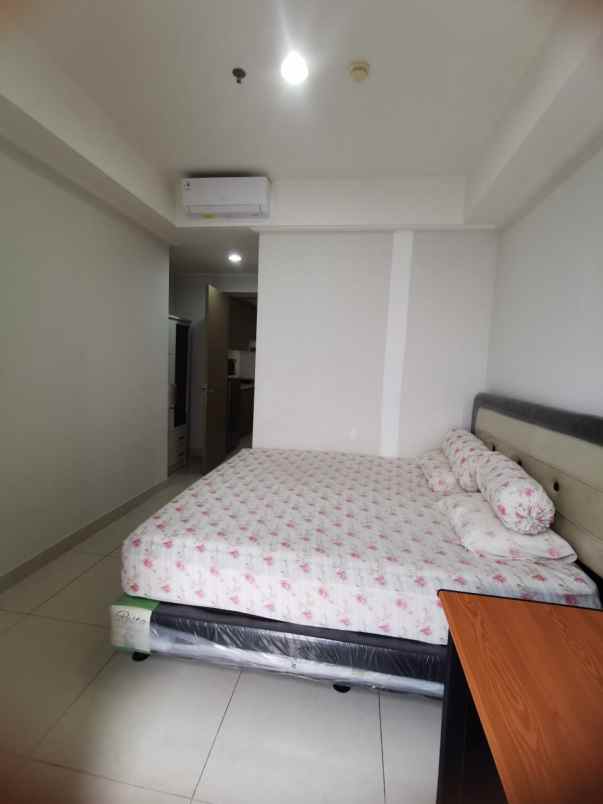dijual apartemen gold coast pik
