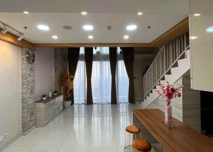 dijual apartemen jl letjen m t haryono
