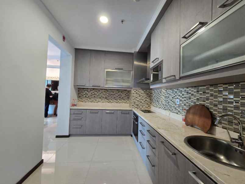 dijual apartemen kemang