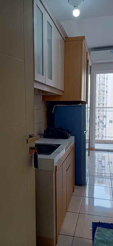 dijual apartemen the springlake tower