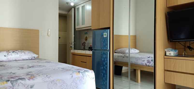 dijual apartemen the springlake tower