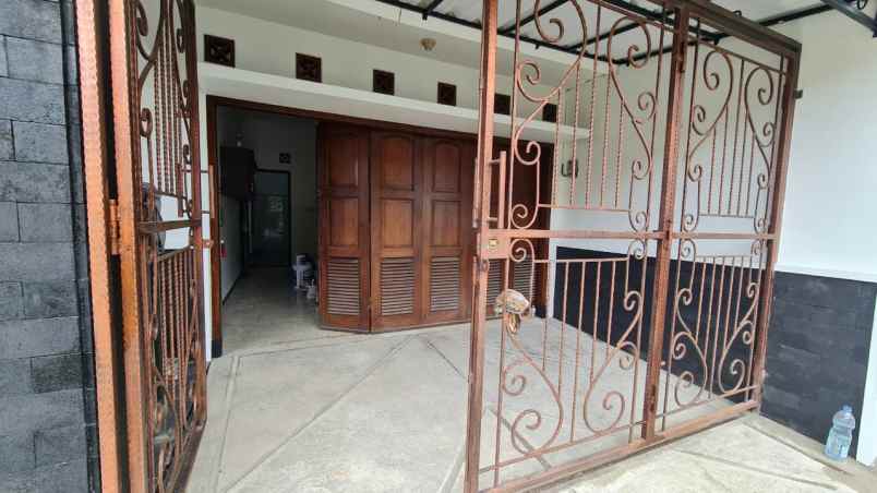 dijual cepat rumah sidomoyo godean sleman yogyakarta