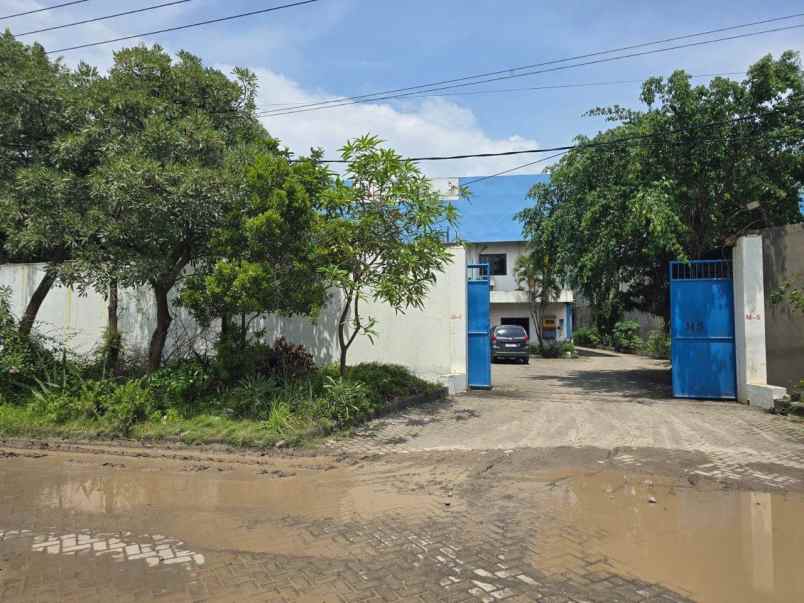 dijual gudang di surimulia surabaya