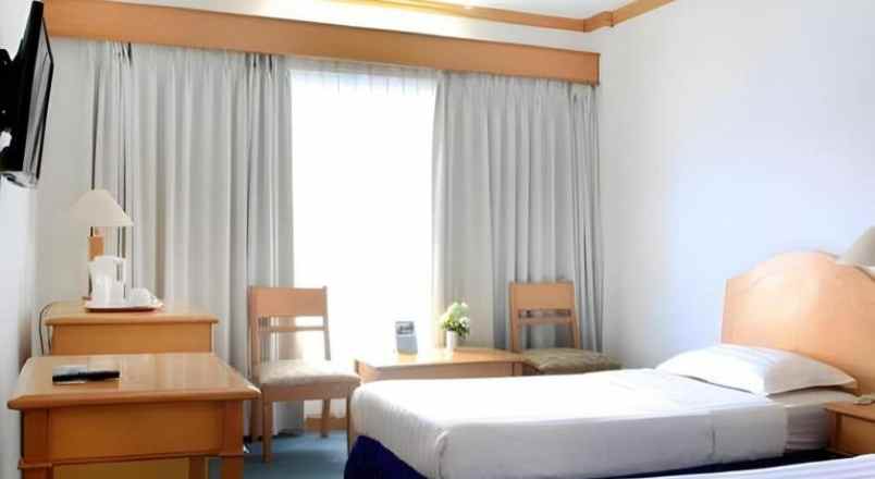 dijual hotel jalan dr susilo