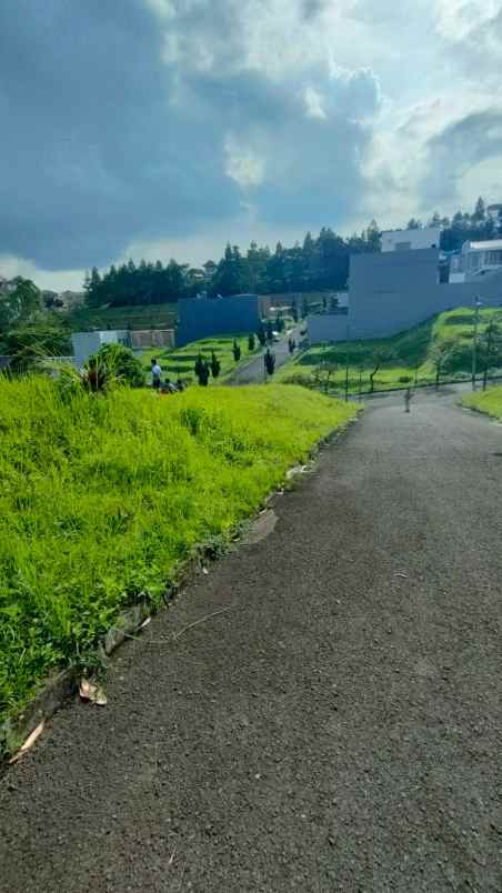 dijual kavling luas di budi indah