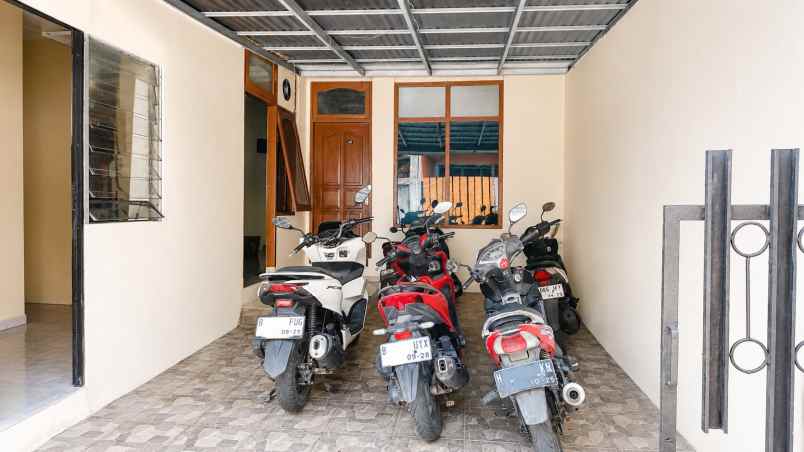 dijual kost ciputat