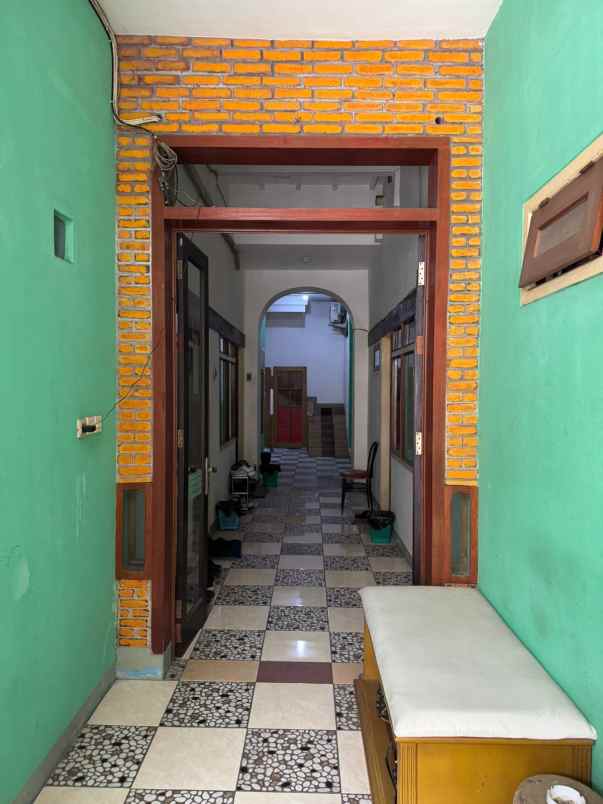 dijual kost jalan dukuh kupang