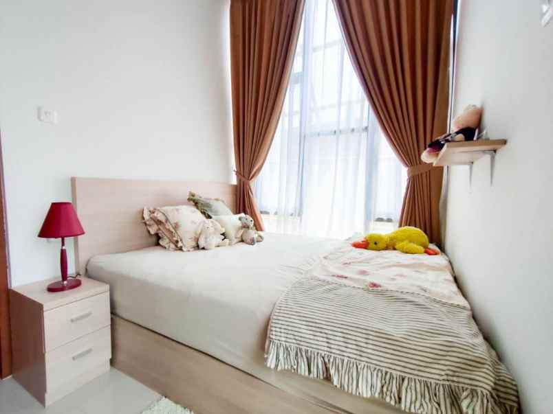 dijual kost teluk jambe karawang