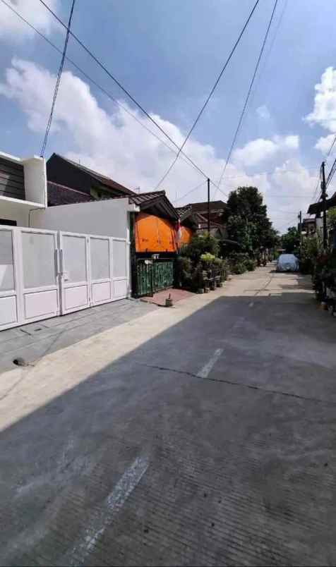dijual lumah minimalis siap huni di bekasi timur