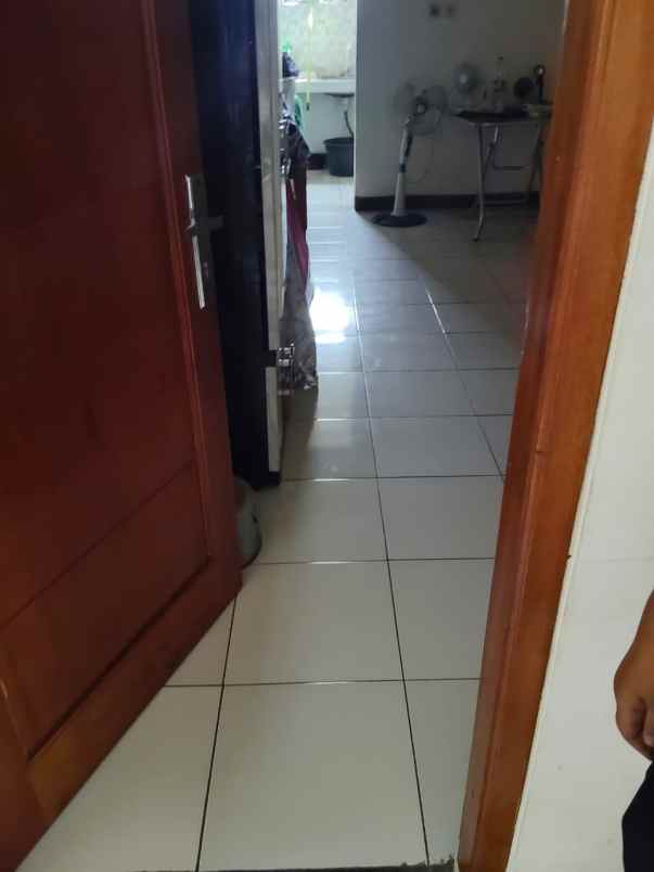 dijual ruko gudang kantor jalan cut mutia bekasi timur