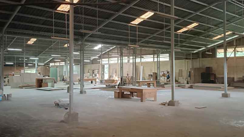 dijual ruko gudang kantor jalan raya setu bekasi