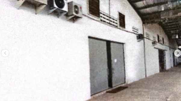 dijual ruko gudang kantor jalan sekeloa bandung