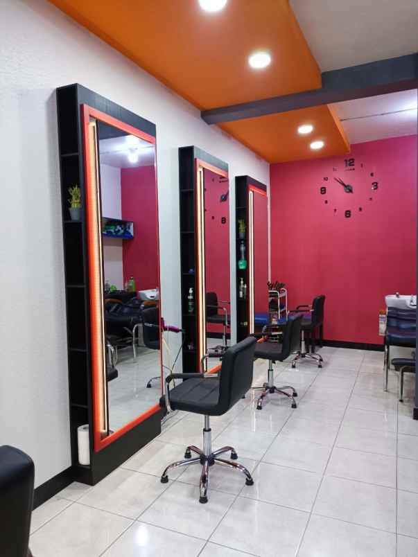 dijual ruko gudang kantor manyar