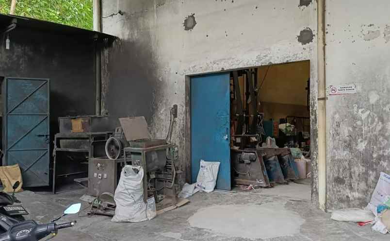 dijual ruko gudang kantor mojosongo kec jebres kota