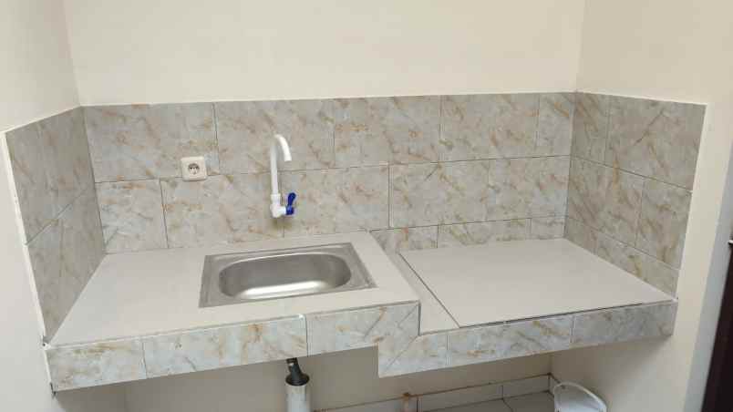 dijual ruko gudang kantor sariwangi