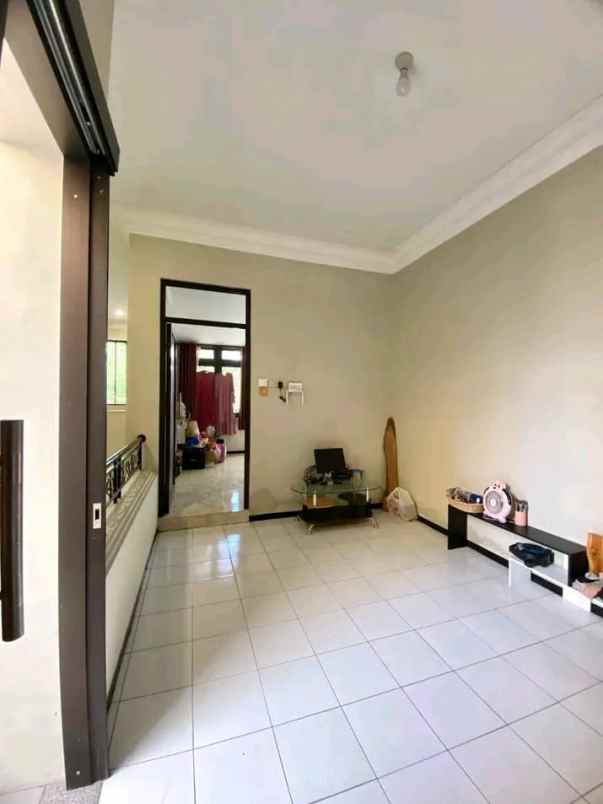 dijual rumah 1 5 lantai lokasi sawojajar 1 malang