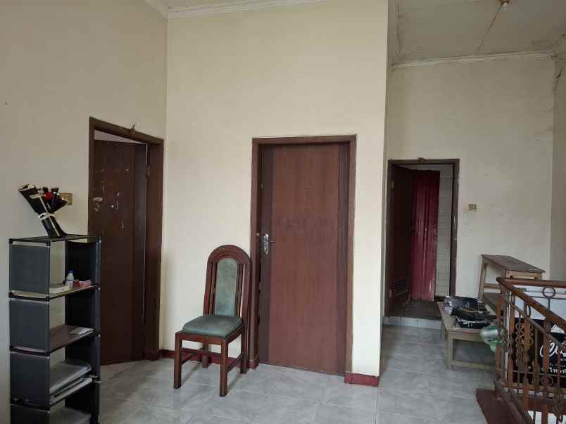 dijual rumah 2 lantai dekat kampus uin jember