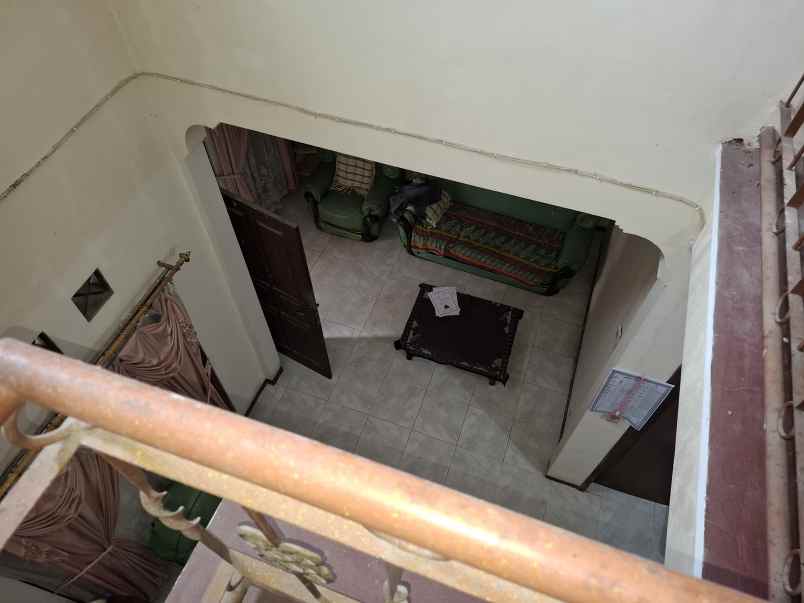 dijual rumah 2 lantai dekat kampus uin jember