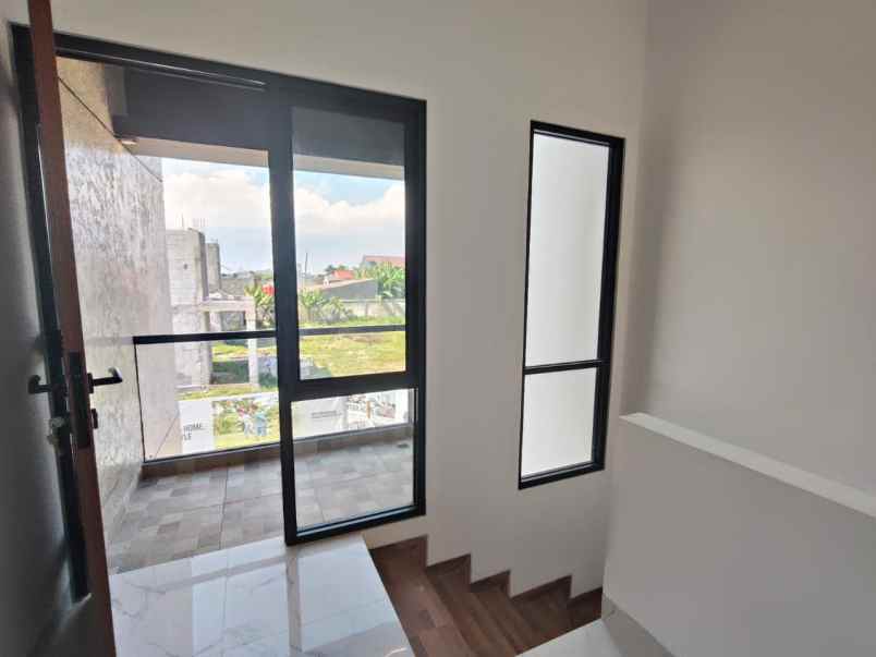 dijual rumah 2 lantai termurah setangsel mulai 749juta