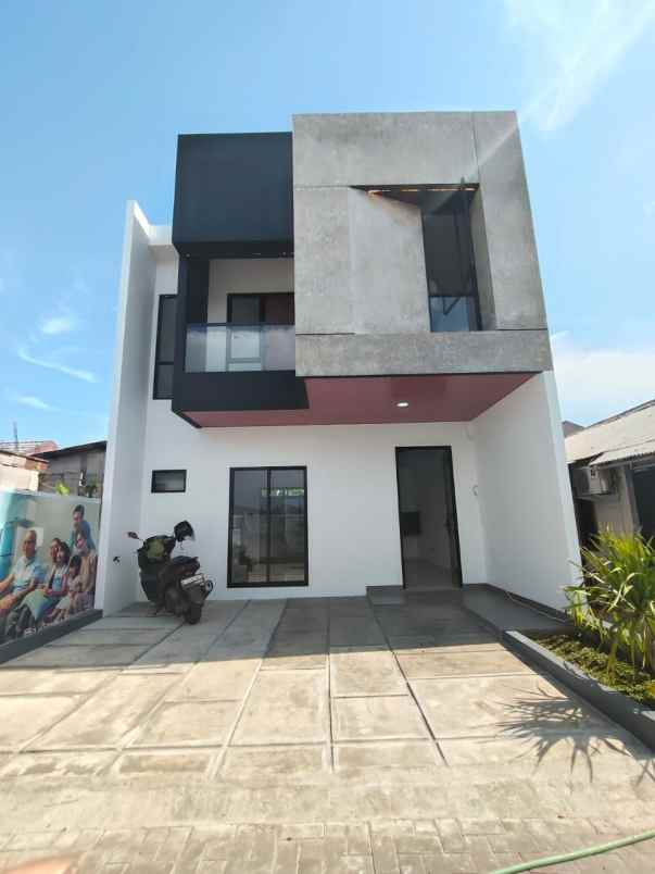 dijual rumah 2 lantai termurah setangsel mulai 749juta