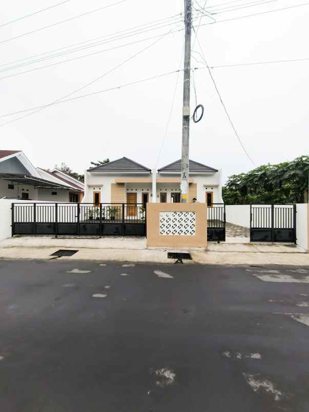 dijual rumah 200 meter jl kebon agung