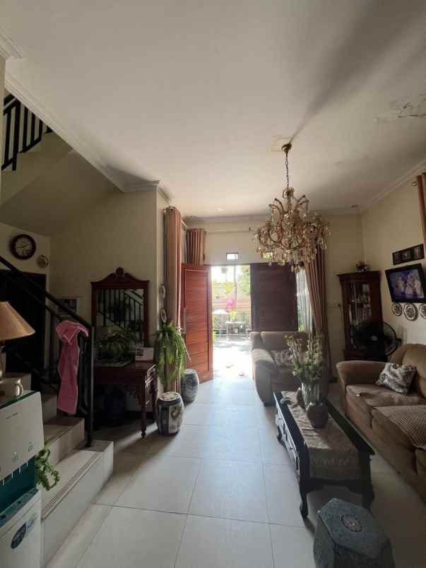 dijual rumah 456 jln lubang buaya raya