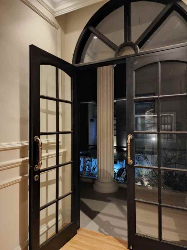 dijual rumah antapani