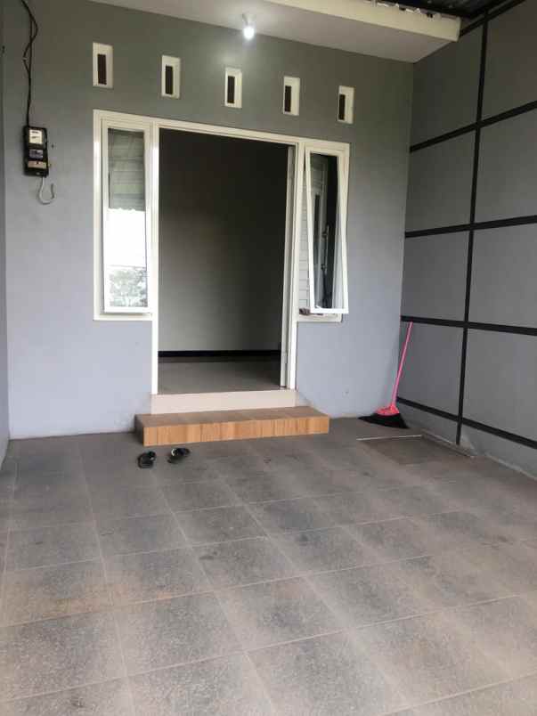 dijual rumah banjararum
