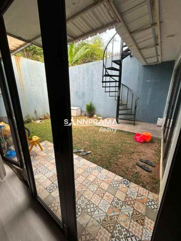 dijual rumah bella casa residence