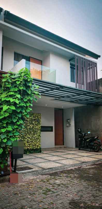 dijual rumah bintaro sektor 2
