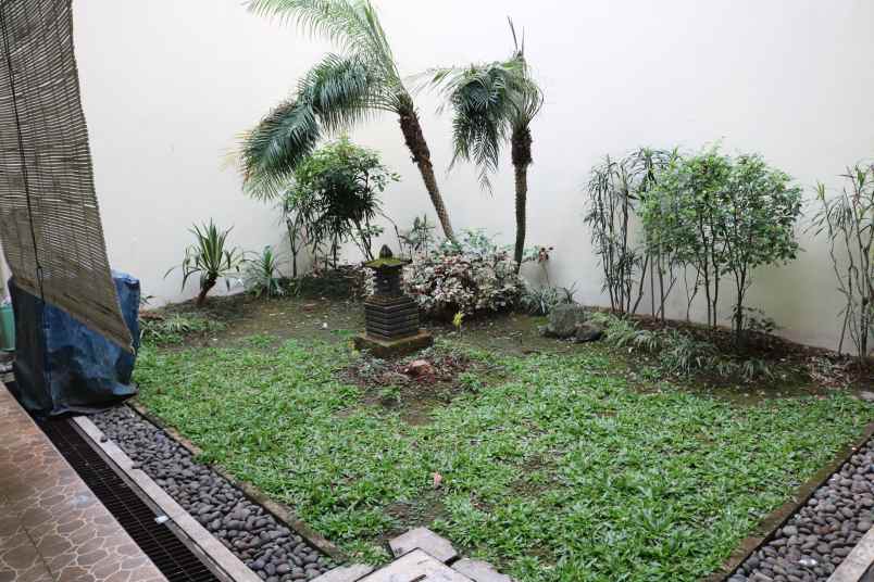 dijual rumah blok w7 09 pesona monaco