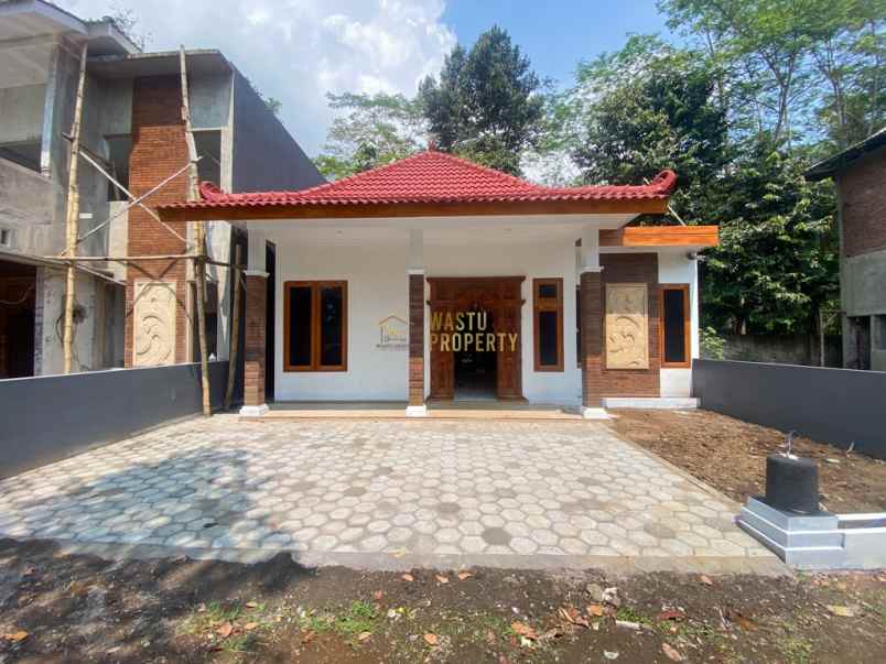 dijual rumah borobudur