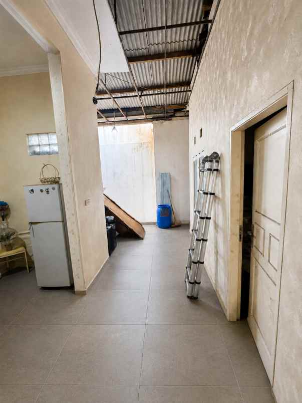 dijual rumah boulevard hijau harapan