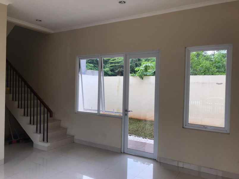 dijual rumah bukit golf riverside cibubur