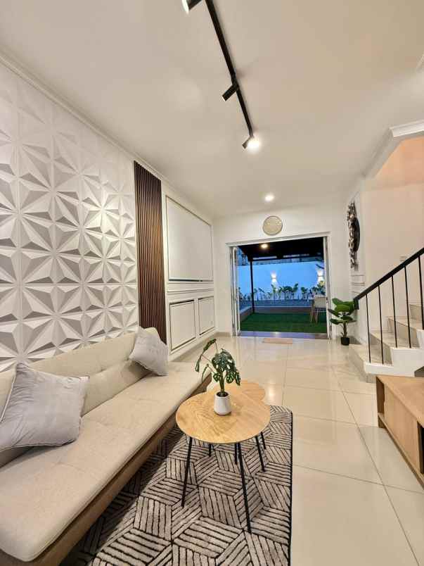 dijual rumah bukit golf riverside cibubur