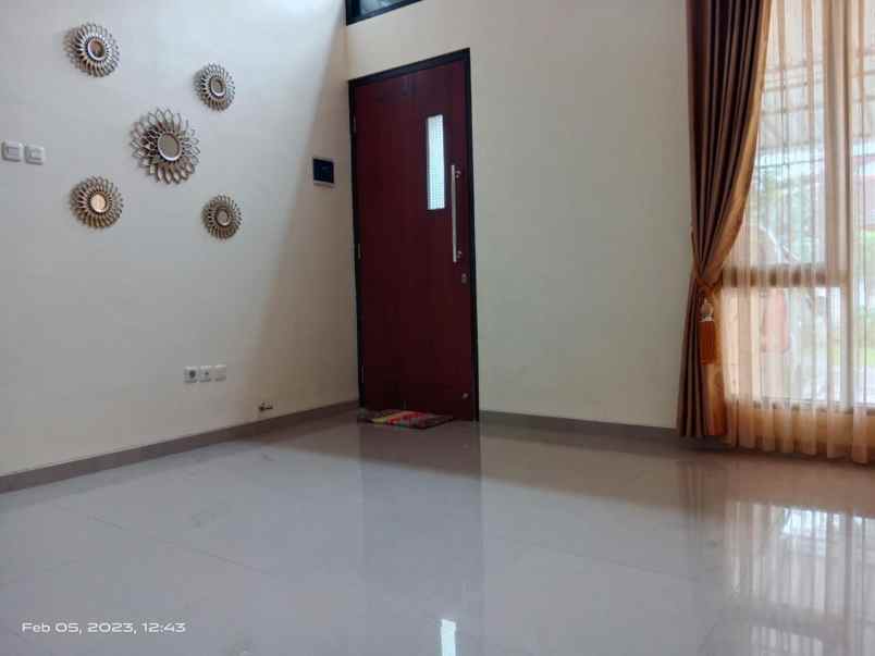 dijual rumah bukit kencana jaya