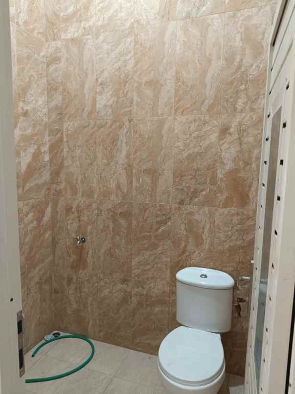 dijual rumah bumi sedati kwangsan