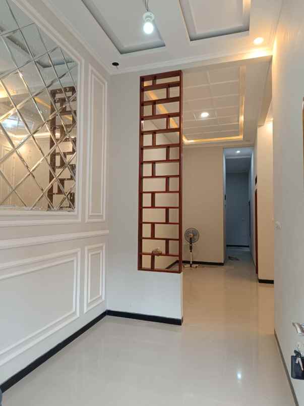 dijual rumah bumi sedati kwangsan