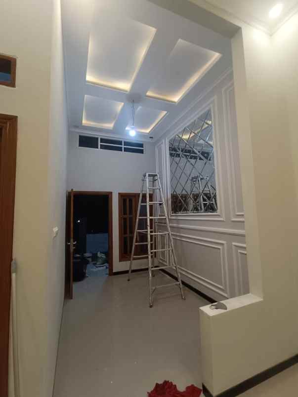 dijual rumah bumi sedati kwangsan