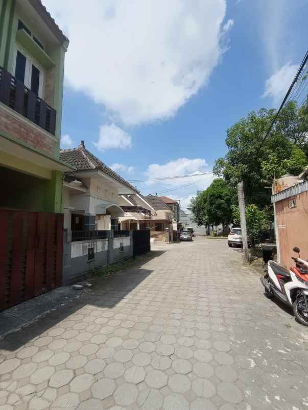 dijual rumah candi gebang