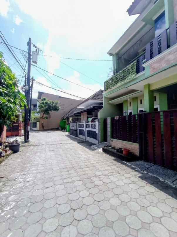 dijual rumah candi gebang