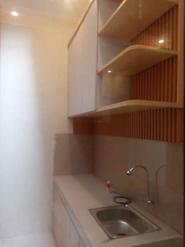 dijual rumah cemorokandang