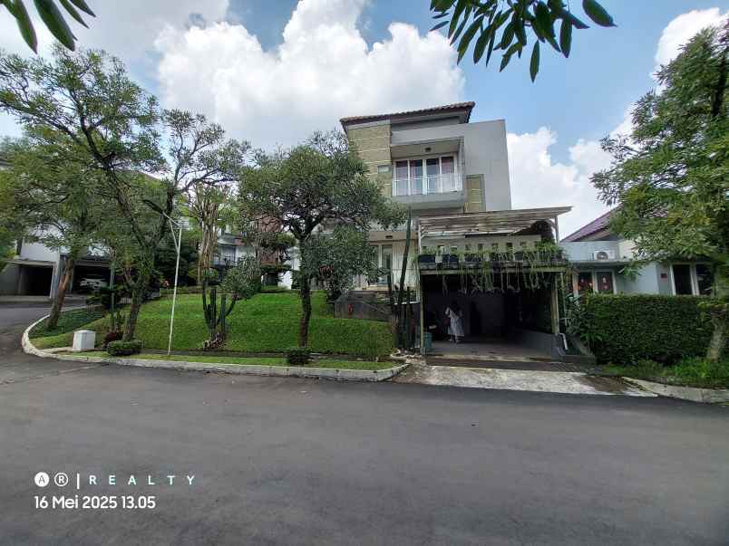 dijual rumah cigadung kota bandung jawa