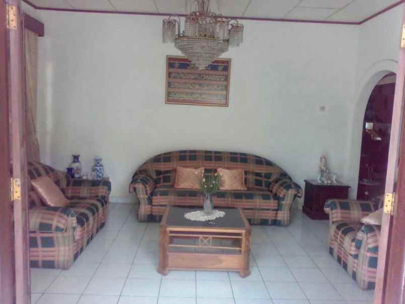 dijual rumah cigadung raya timur