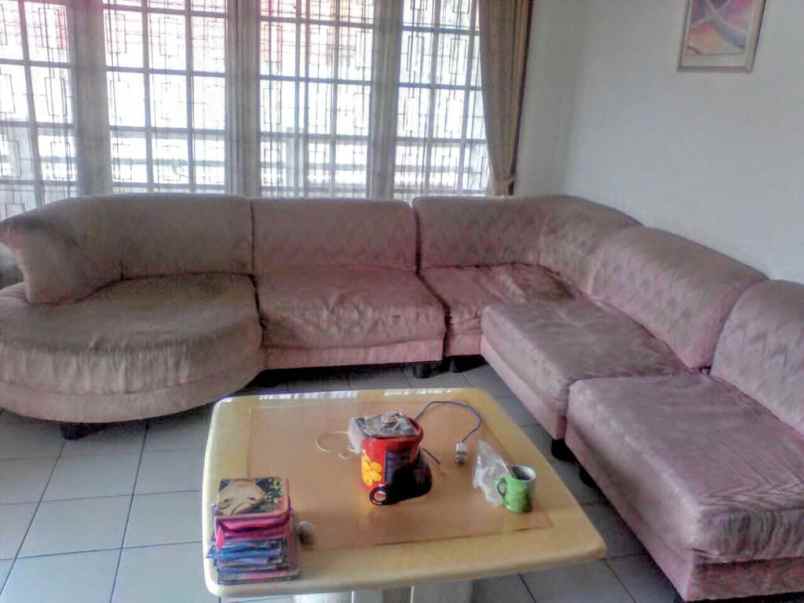 dijual rumah cigadung raya timur