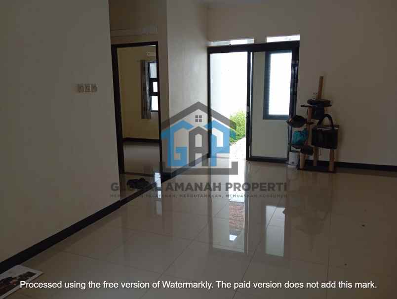 dijual rumah cihanjuang