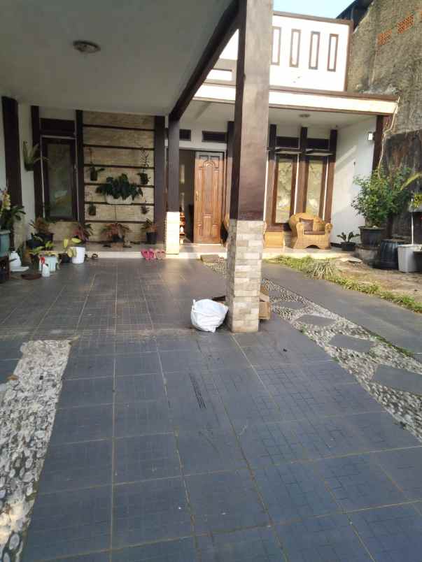 dijual rumah cimekar cileunyi bandung