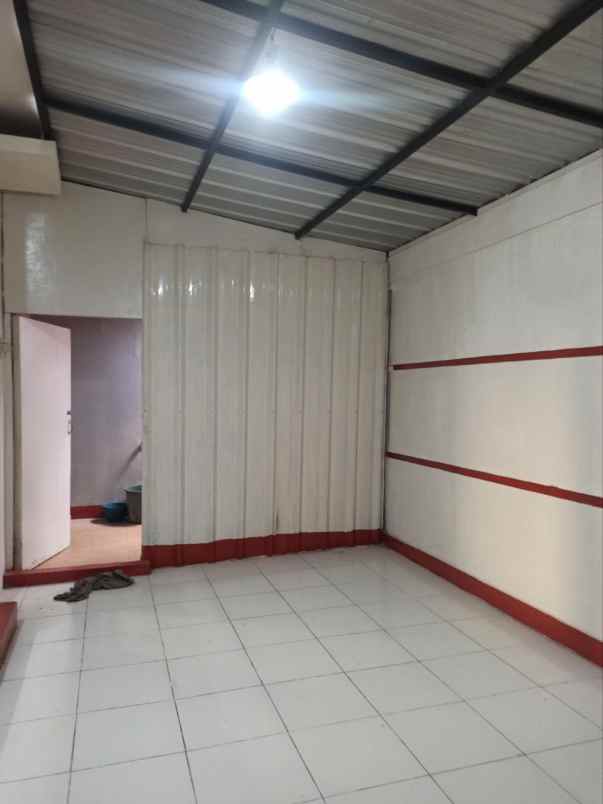 dijual rumah cipamokolan