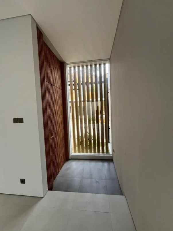 dijual rumah ciputat