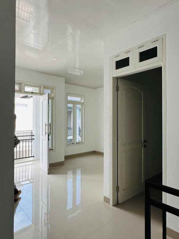 dijual rumah ciputat tangsel